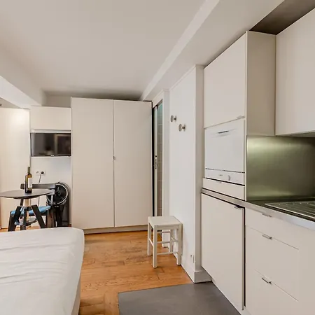 Parisian L Bellan Apartment
