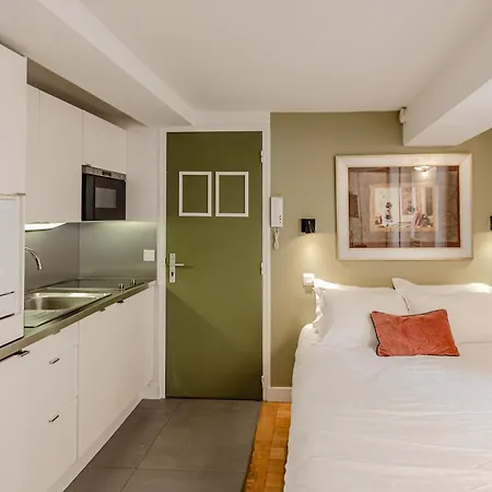 Apartment Parisian L Bellan