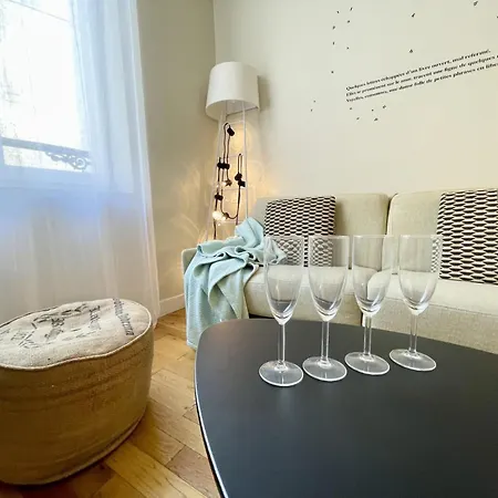 Parisian L Bellan Apartment